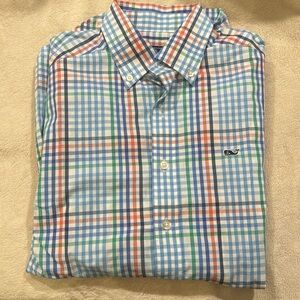 Vineyard vines slim fit whale shirt XS. 100% cotton